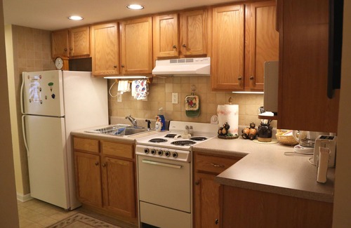 Pigeon Forge Condominio | CONDOMINIO, 1 cuadra de Parkway, WiFi PRIVADO, PISCINA, Cama King, PASEO a ISLA