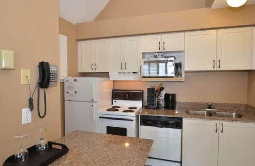 Craigleith Hotel | Condo 816 at North Creek Resort
