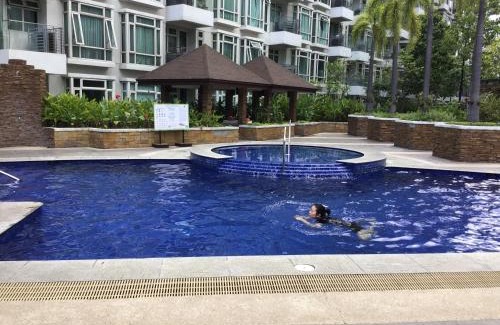Pasay Apartamento | Condo at Parkside Villas across the airport