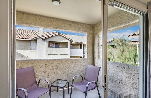 Las Vegas Condominio | Condo close to Strip and Raiders Stadium