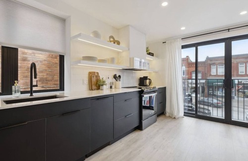 Collingwood Condominio | Condo for 4 Overlooking Downtown Collingwood