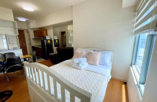 Barangay 670 Apartamento | Condo for Short Stay in Ermita near SLMEC & US Embassy