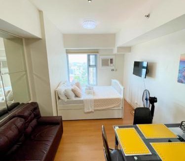 Barangay 670 Apartamento | Condo for Short Stay in Ermita near SLMEC & US Embassy