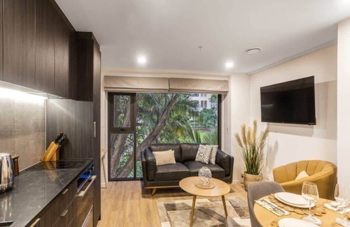 Newton Condominio | Condo in Auckland CBD with Pool and Gym! Queen St