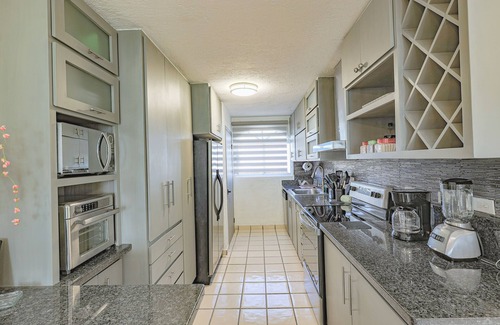 La Paz Apartamento | Oceanview Condo at Marina Vista Coral best location in town