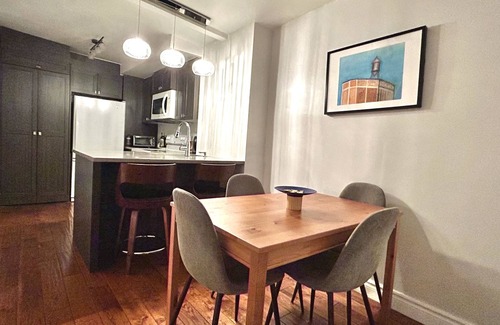 Viauville Condominio | Condo Olympique MTL / Sunny condo near the Olympic stadium!