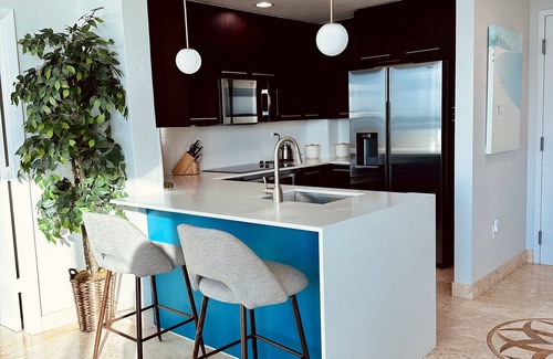 North Beach Condominio | Beautiful condo on Miami Beach with stunning views from private, large terrace.