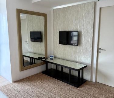 Wack-Wack Greenhills Apartamento | Condo Roughly 30 mins from NAIA with view of Greenhills
