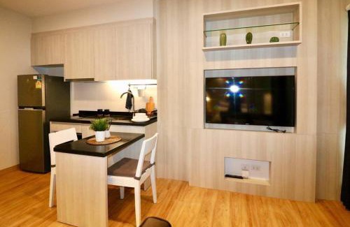 Si Racha Apartamento | Condo The Zea Shiracha