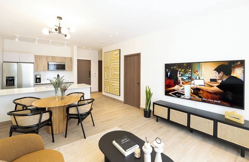 Casco Viejo Apartamento | Condo with 2 bdr + 1 bthr 🏣near Tourist Atractions