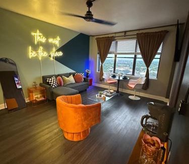 Downtown Jacksonville Apartamento | Condo with high rise views