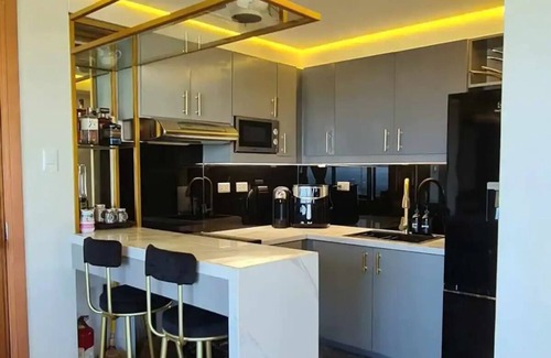 Forbes Park Apartamento | Condo with Luxury Finishing in BGC