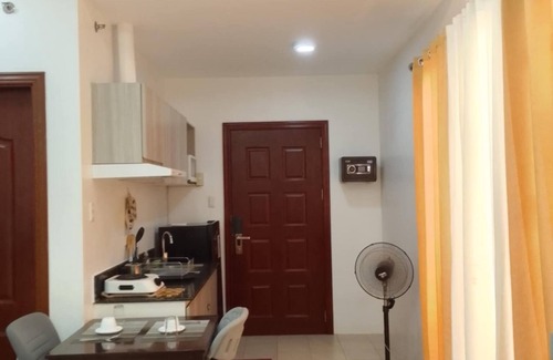 Cebu Condominio | Condo with rooftop swimming and Gym overlooking the famous Ayala Center Cebu.