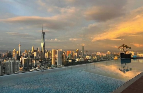 Brickfields Casa | Condo with sky pool and fitness room @ KL Sentral