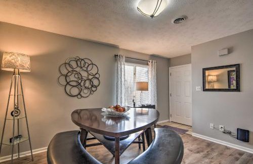 Hendersonville Apartamento | Condo with Sunroom, Near Downtown Hendersonville!
