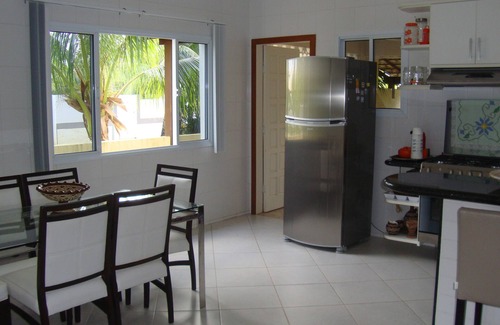 Centro Casa | Casa a 200 metros de la playa de Guarajuba y 8 km de la Praia do Forte