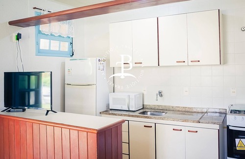 Ponta das Canas Casa | Condominium with pool House with terrace and barbecue