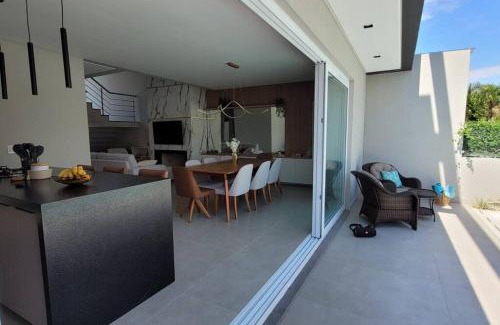 Xangri-La Casa | Confortável casa em condomínio, um retiro para descanso!