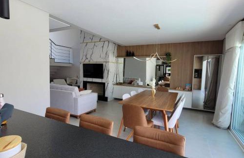 Xangri-La Casa | Confortável casa em condomínio, um retiro para descanso!