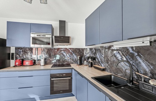 Meyzieu Centre Apartamento | Comfort y tranquilidad cerca de Lyon y el Estadio Groupama, para 4 personas