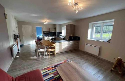 Renaison Apartamento | Confort et ressourcement au vert