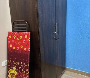 Fernando De La Mora Apartamento | Confort moderno, cerca de todo