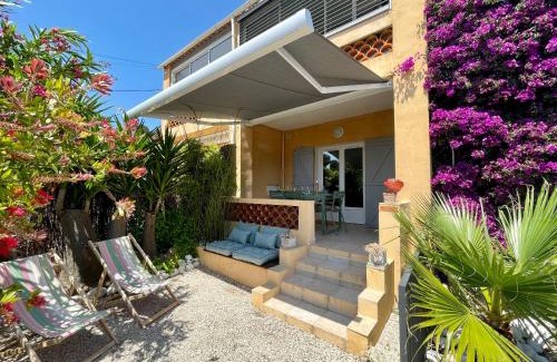Sanary-sur-Mer Apartamento | Confortable T2 vue mer avec terrasse aménagée et parking privé, plage et port à pied