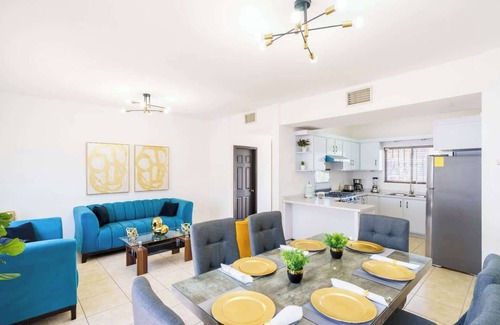 Hermosillo Casa | Conquistador Casa Elegante | Quinta Emilia, 3 Recámaras