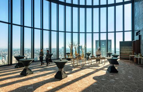 Nakanoshima Hotel | Conrad Osaka
