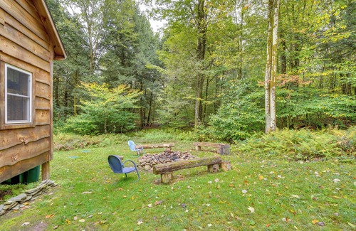 Bernhards Bay Cabaña | Constantia Cabin Escape > 2 Mi to Lake Oneida