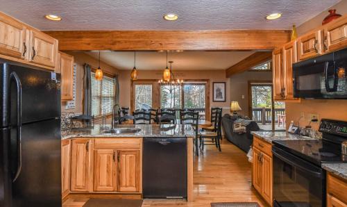 Waterfront Greens Casa | Constantly Cozy