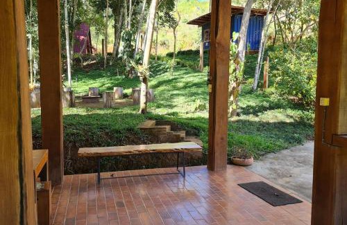 Santa Rita de Ouro Preto Casa | Container em Ouro Preto: represa mata caiaque bike