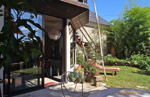 Saint-Etienne-de-Chigny Casa | casa cueva contemporánea