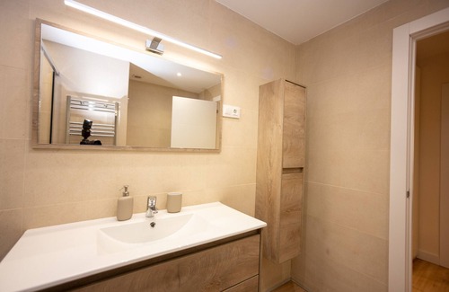 Cotos Apartamento | Contemporáneo y Colonial Ap. Madrid MLG16