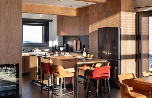 Arc-1800 Chalet De Esquí | Chalet contemporáneo con piscina privada, sauna y cine en casa en Arc 1800