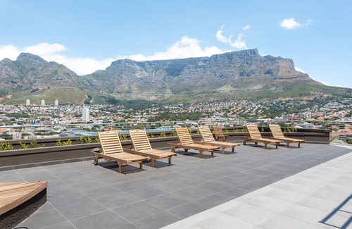 Bo'Kaap Apartamento | Contemporary 3-Bed at the Peak of Bo-Kaap | Pool