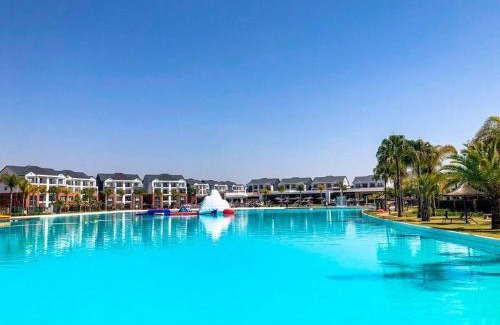 Tshwane Apartamento | Contemporary 3-bedroom Resort Villa