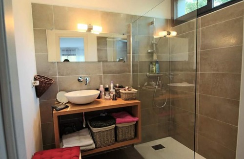 Alata Villa | Contemporary 3 bedroom villa 10 minutes from the beaches and Ajaccio