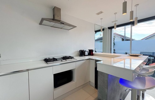 Sa Khu Casa | Contemporary 3bd Safari Pool Villa Near Nai Yang Beach