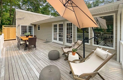 Springs Casa | Contemporary 3BR Retreat in East Hampton