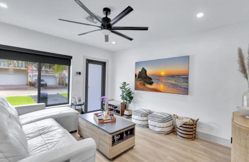 Lake Ridge Casa | Contemporary 3BR 3 BA Duplex, Amazing Outdoor Area