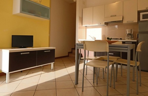 Bibione Apartamento | Apartamento contemporáneo en una residencia tranquila.