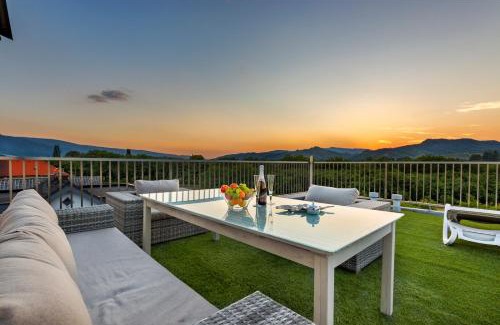 Maribor Apartamento | Contemporary apartment with rooftop terrace in Maribor