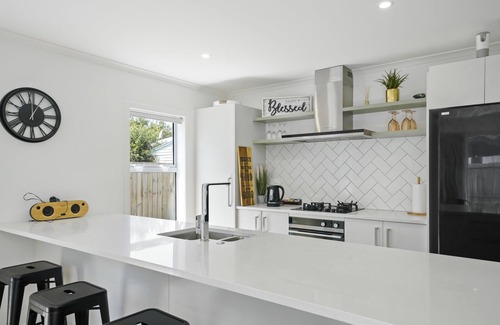 Masterton Casa | Contemporary Comfort – Masterton Holiday Home