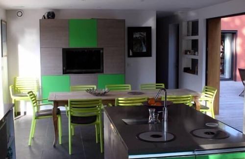 Ners Casa | Casa de campo contemporánea!
