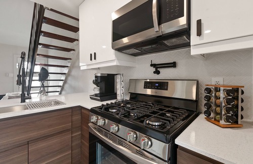 St. Edwards Apartamento | Contemporary Couples Getaway Minutes From Austin Favorites - Loft 21