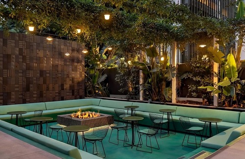 Financial District Hotel | Contemporary Downtown Escape Near Museums, Dining & Nightlife