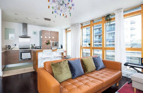 Kilmainham Apartamento | Contemporary Dublin Apt | Balcony & Stunning Views