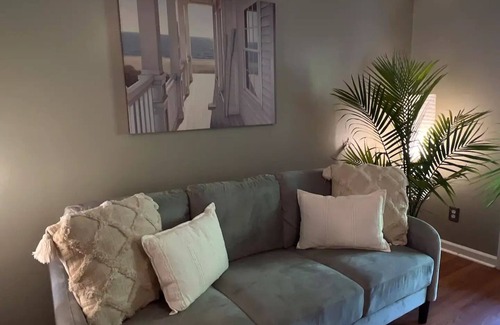 Fayetteville Cama Y Desayuno | Contemporary Fay Get-a-Way