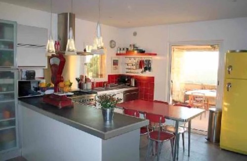 La Colle-sur-Loup Villa | Contemporary Sea-View Villa with Infinity Pool – Near Saint-Paul de Vence
